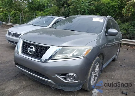 2015 Nissan Pathfinder S z USA, uszkodzony, nr VIN 5N1AR2MM1FC667343